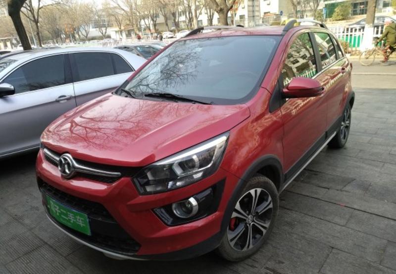 北京汽车绅宝x25 2015款 1.5l 自动 精英版(国)