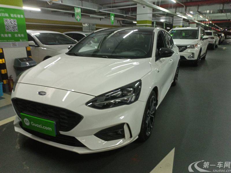 福特福克斯 2020款 1.5t 自动 4门5座三厢车 st line (国Ⅵ)