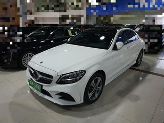 奔驰c级c260l2020款15t自动运动版国Ⅵ