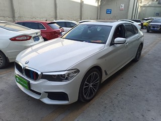 宝马5系 530li 2018款 2.0t 自动 汽油 领先型豪华套装改款 (国Ⅴ)