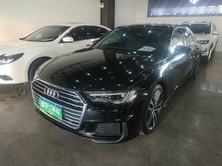 奥迪a6l45tfsi2019款20t自动臻选动感型国Ⅵ