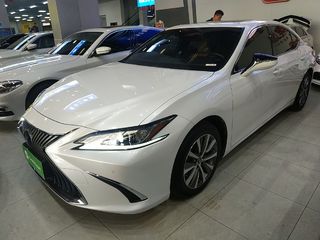 雷克萨斯es 300h [进口] 2018款 2.5l 自动 卓越版 (国Ⅵ)