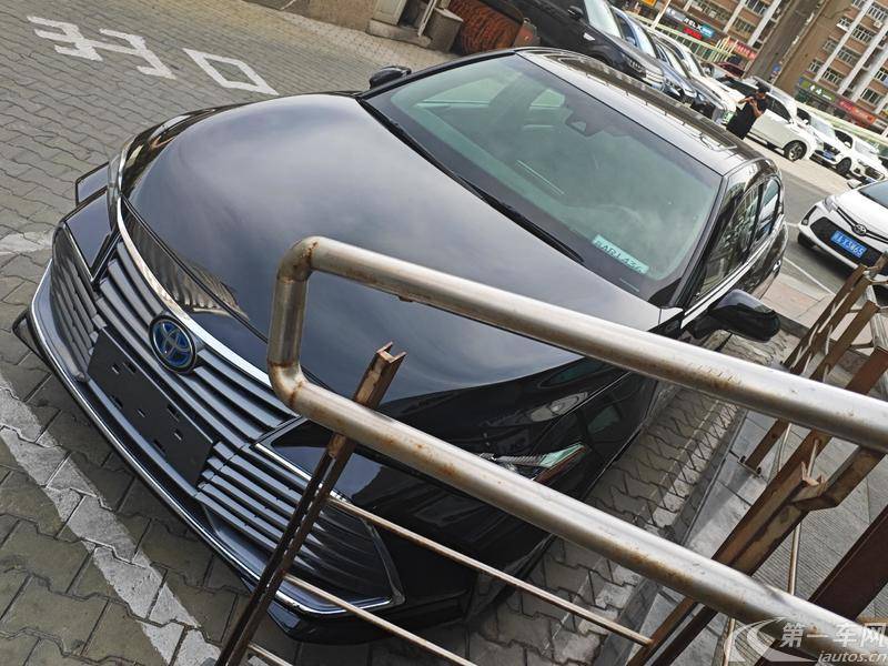 丰田亚洲龙 双擎 2019款 2.5L 自动 豪华版 (国Ⅵ) 