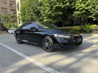 雅阁 1.5T 260TURBO幻夜·尊贵版 