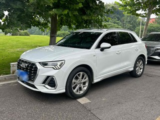 奥迪Q3 1.4T 时尚动感型 