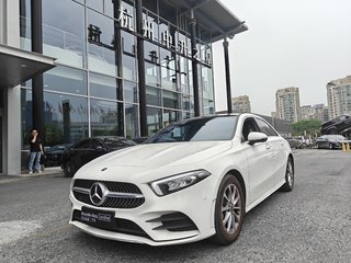 奔驰A级 1.3T 