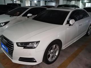 奥迪A4L 40TFSI 