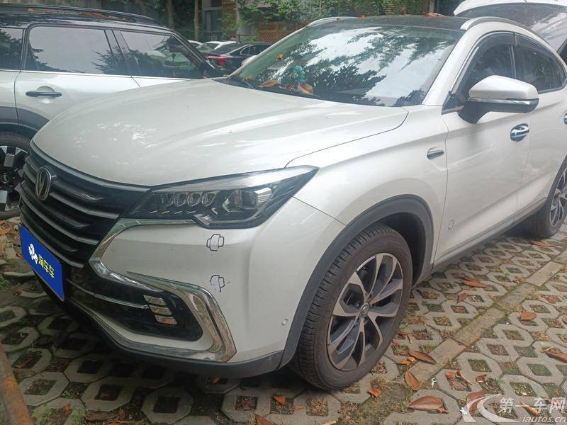 长安CS85 COUPE 2019款 2.0T 自动 品版 (国Ⅴ) 