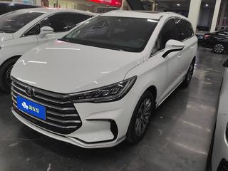 比亚迪宋MAX 1.5T 自动 升级版豪华型 