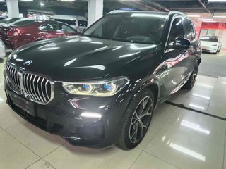 宝马X5 40i 