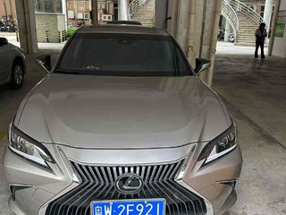 雷克萨斯ES 200 