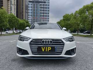 奥迪A4L 40TFSI 