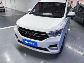 五菱宏光 S 1.5L 手动 舒适型 