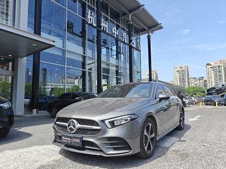 奔驰A级 1.3T 