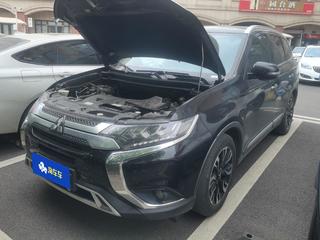 三菱欧蓝德 2.4L 自动 致享版 