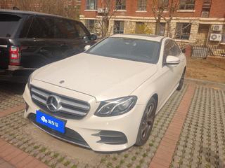 奔驰E级 E300L 2.0T 自动 运动时尚型 
