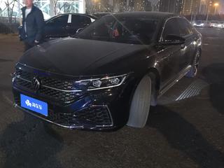 帕萨特 2.0T 330TSI星空豪华版 