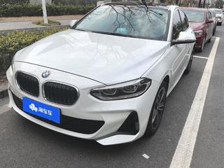 宝马1系 120i 1.5T 自动 改款M运动版 