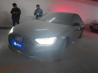 奥迪A4L 40TFSI 