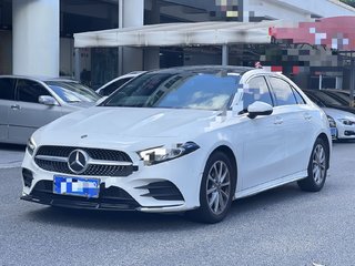 奔驰A级 1.3T 