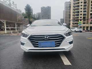 现代名图 1.8L 自动 智能型 