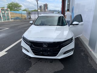雅阁 2.0L 锐智版 