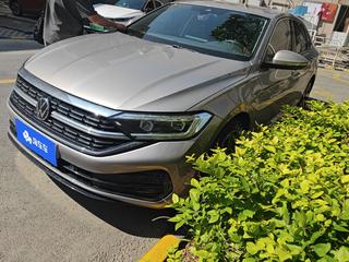 速腾 1.5T 300TSI卓越版 