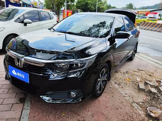 凌派 1.0T 豪华版 