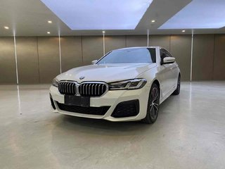 宝马5系 530Li 2.0T 自动 领先型M运动套装 