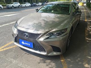 雷克萨斯LS 500h 