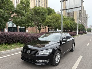 帕萨特 1.8T 尊荣版 