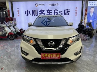 日产奇骏 2.0L 自动 舒适版 