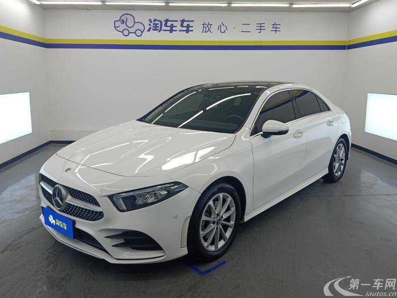 奔驰A级 A200L 2020款 1.3T 自动 改款运动轿车时尚型 (国Ⅵ) 