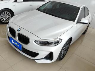宝马1系 1.5T 