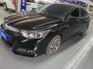 凌派 1.0T 豪华版 