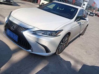 雷克萨斯ES 300h 2.5L 自动 臻享版 