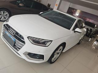 奥迪A4L 40TFSI 