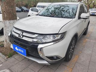 三菱欧蓝德 2.0L 