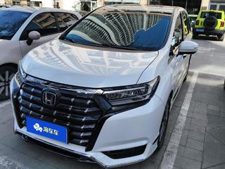 艾力绅 2.0L 豪华版 