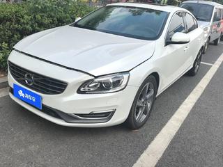 沃尔沃S60L 2.0T 
