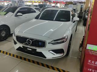 沃尔沃S60 2.0T 