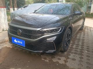 帕萨特 2.0T 330TSI星空尊贵版 