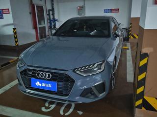 奥迪A4L 40TFSI 