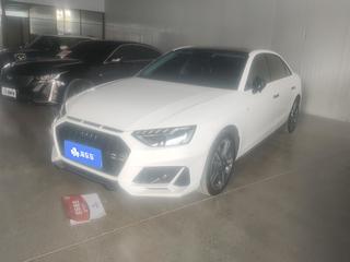 奥迪A4L 40TFSI 