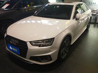 奥迪A4L 40TFSI 