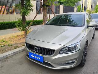 沃尔沃S60L 2.0T 