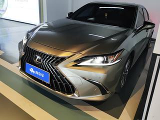 雷克萨斯ES 300h 
