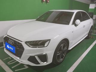 奥迪A4L 40TFSI 