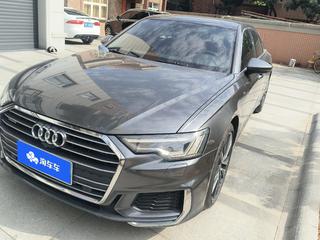 奥迪A6L 45TFSI 