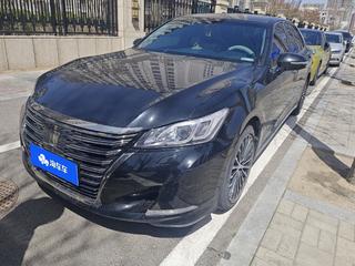 丰田皇冠 2.0T 